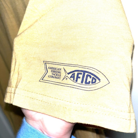 Yellow American Fishing Tackle Company Logo T-Shirt | Size: L - Picture 2 of 3